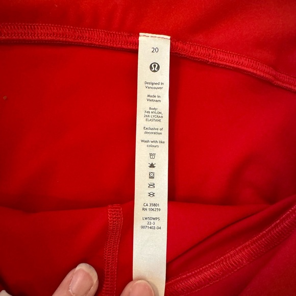NWT lululemon InStill HR Tight 25” - Picture 5 of 6